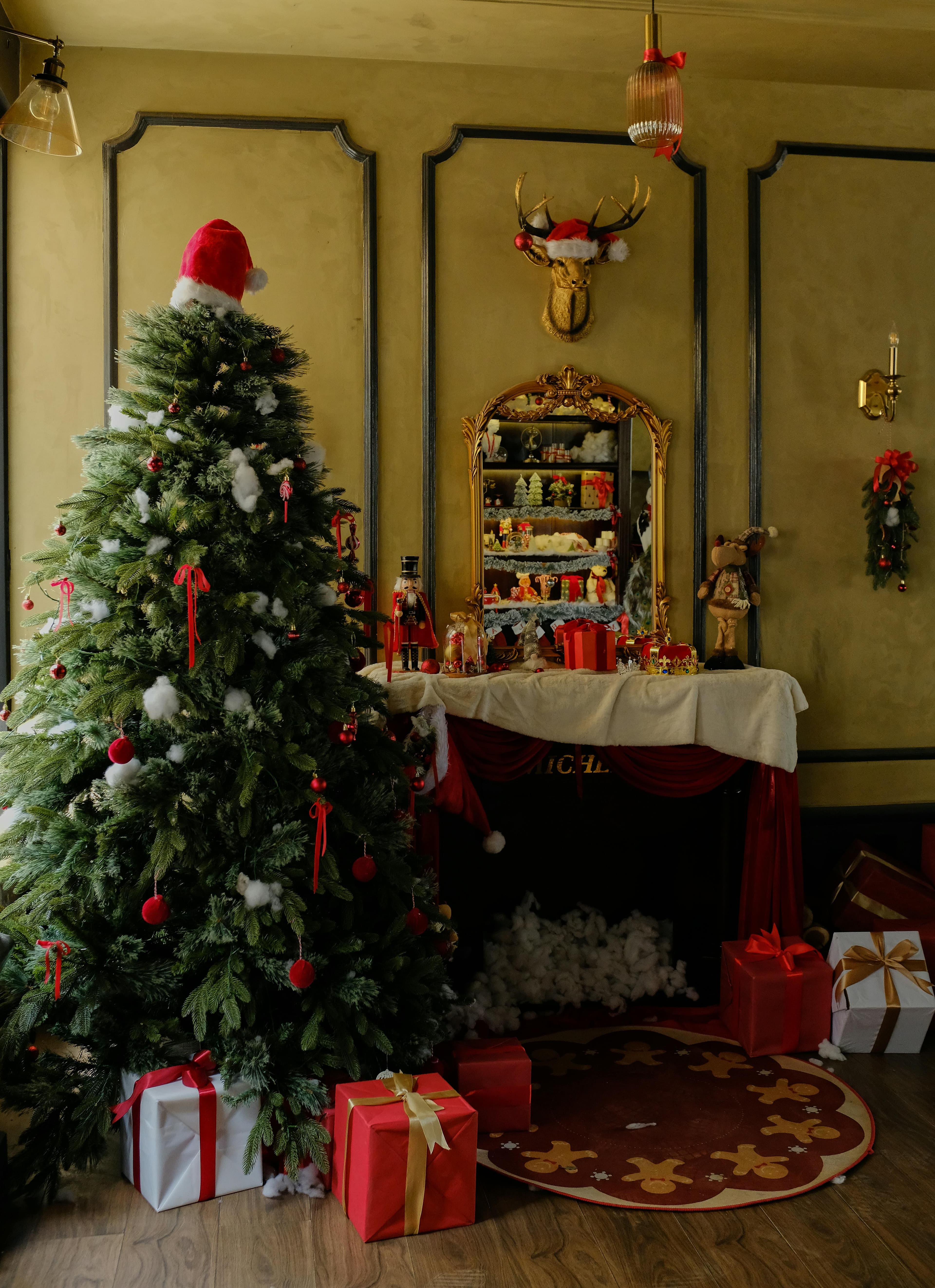 Free stock photo of christmas decorations, christmas tree, cozy christmas